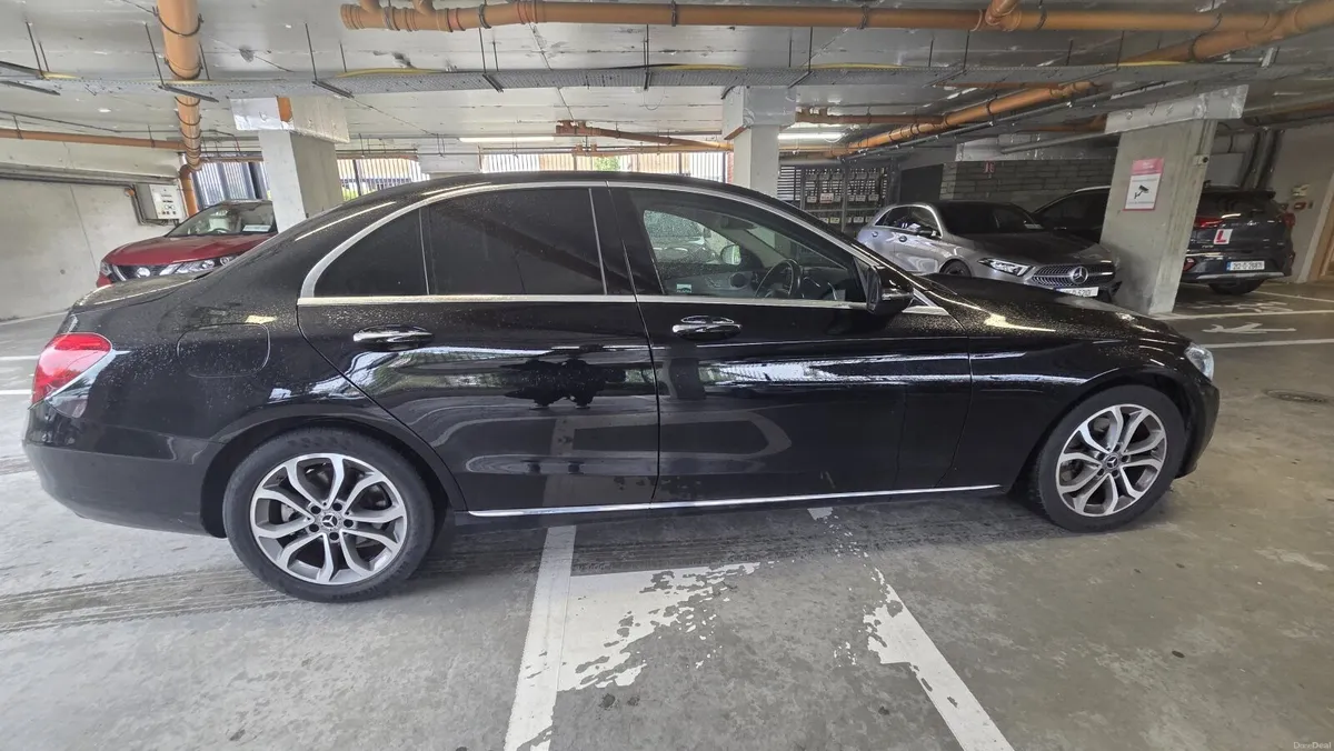 Mercedes-Benz C-Class 2018 - Image 4