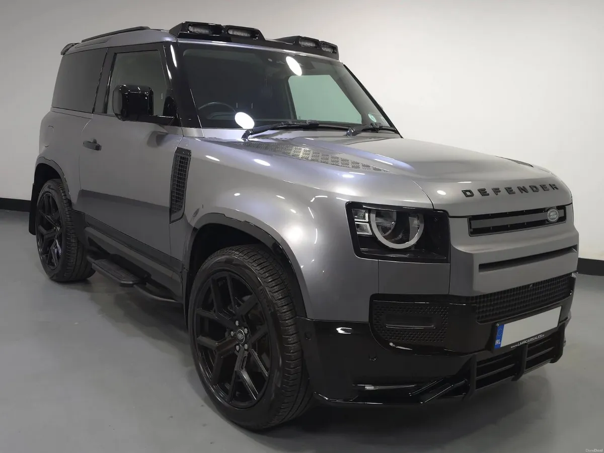 Land Rover Defender 90 3.0D SE - Image 6