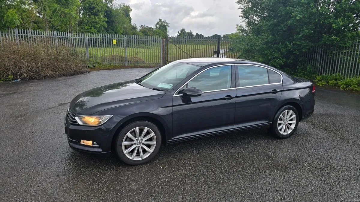 HIGH SPEC - VW PASSAT 2.0 TDI - AUTOMATIC - Image 1