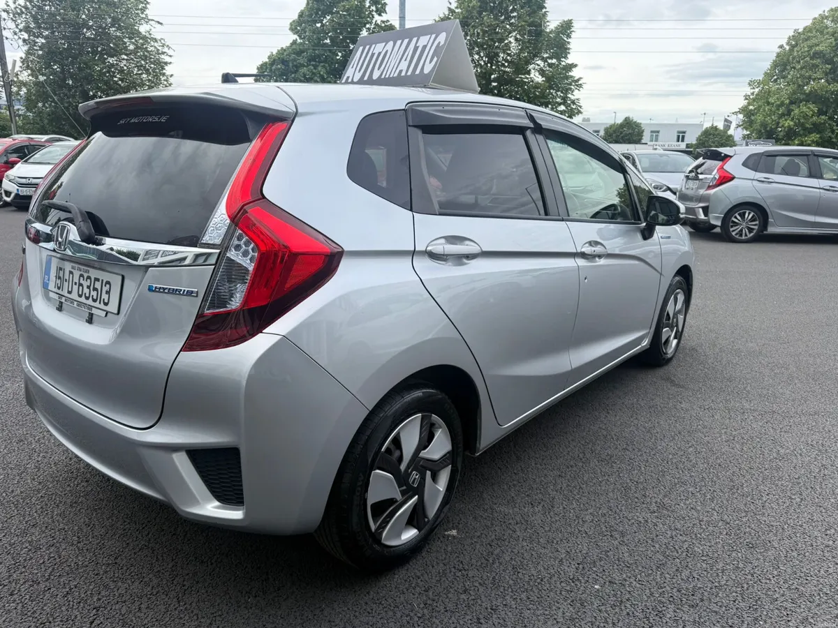 2015 Honda Jazz/Fit 1.5 Hybrid Auto,Leather Specs - Image 6