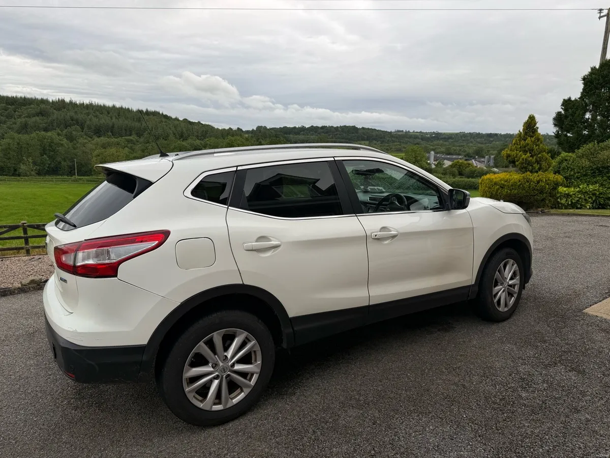 2014 Nissan Qashqai - Image 4