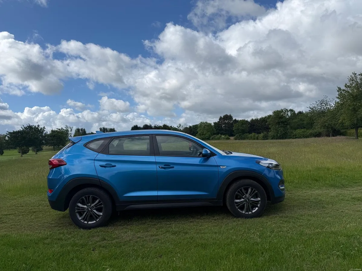 For Sale Hyundai Tucson  New Nct - Image 4