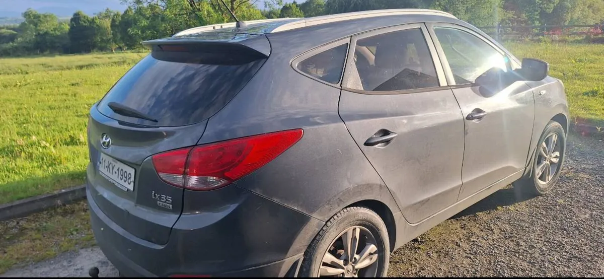 Hyundai ix35 - Image 2