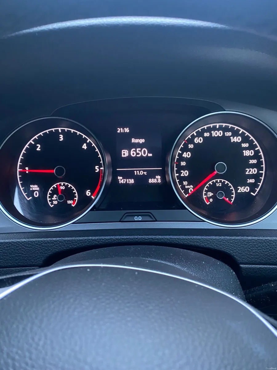 Volkswagen Golf 2016 1.6L  Diesel - Image 3