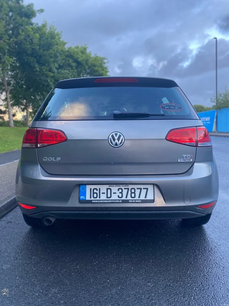 Volkswagen Golf 2016 1.6L  Diesel - Image 2