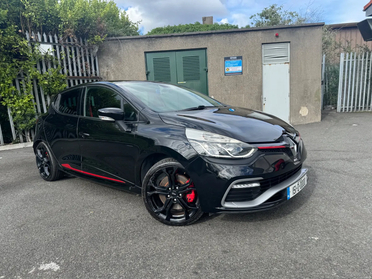 Renault Clio RS 1.6 Automatic 217 bhp - Image 2