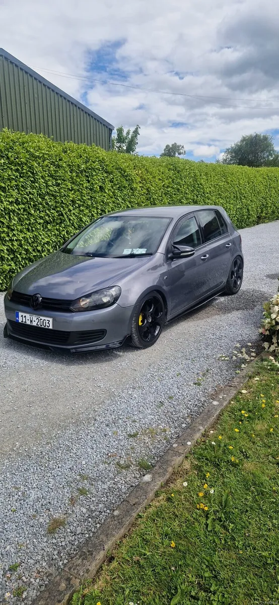 Volkswagen Golf 2011 - Image 1