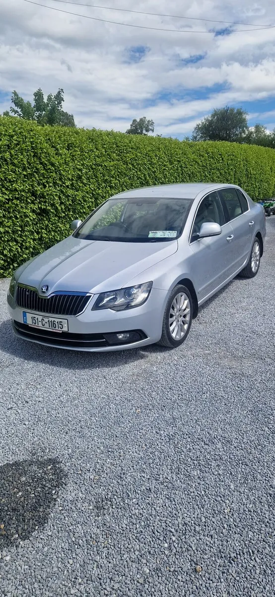 Skoda Superb 151 - Image 1