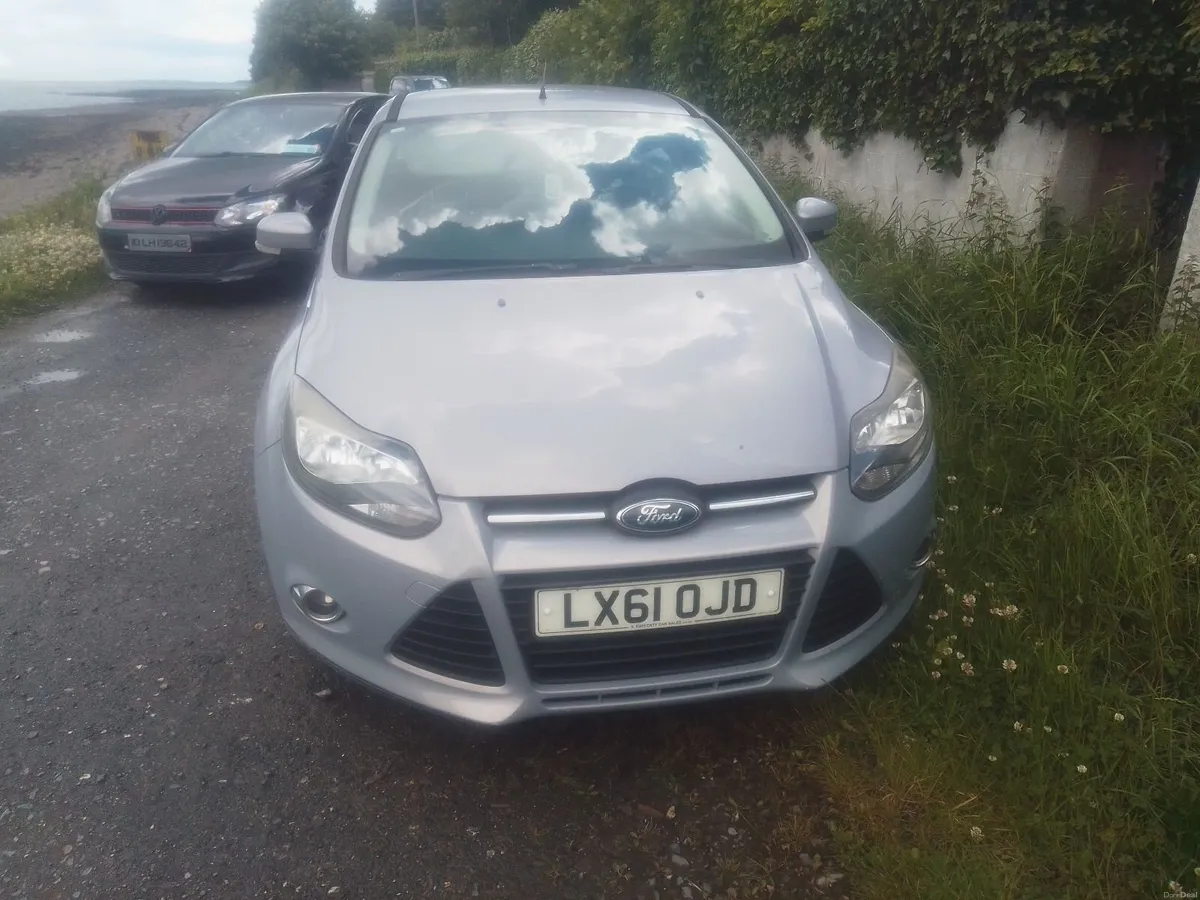 Ford Focus 2011 - Image 3