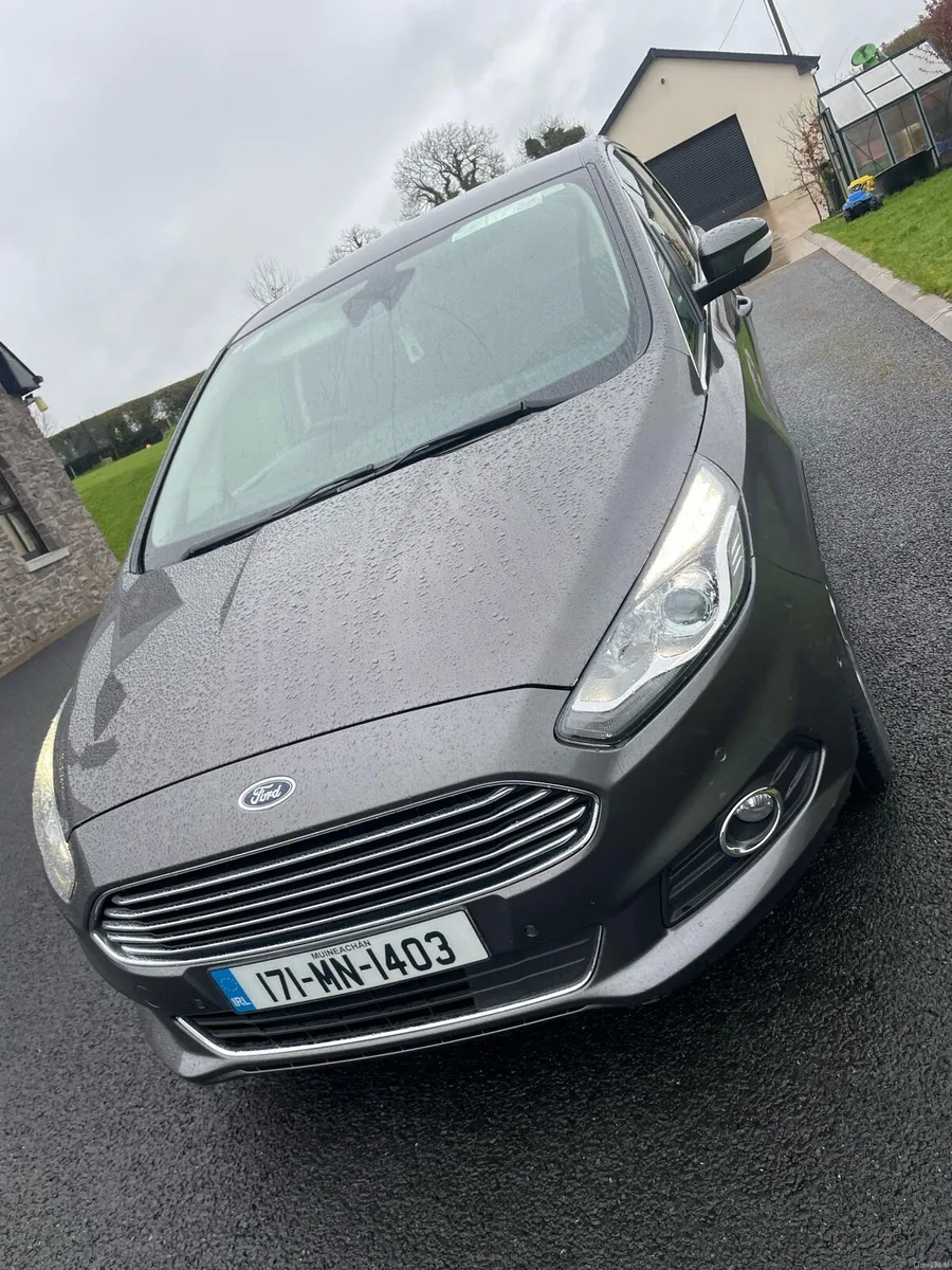 Car - Image 2