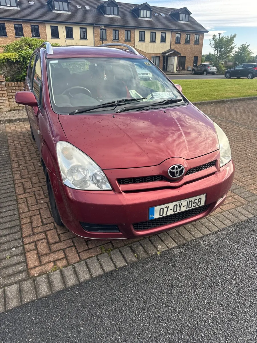 Toyota verso 2007 €450 - Image 2