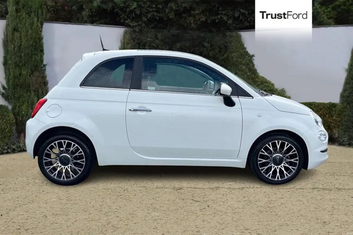 Fiat 500 MHEV - Image 3