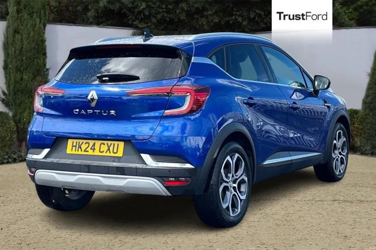 Renault Captur TCe techno - Image 4