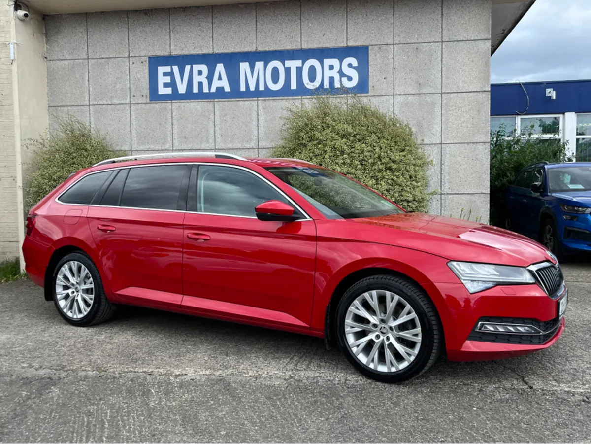 Skoda Superb COMBI ESTATE STYLE AUTOMATIC 2.0 DIES - Image 3