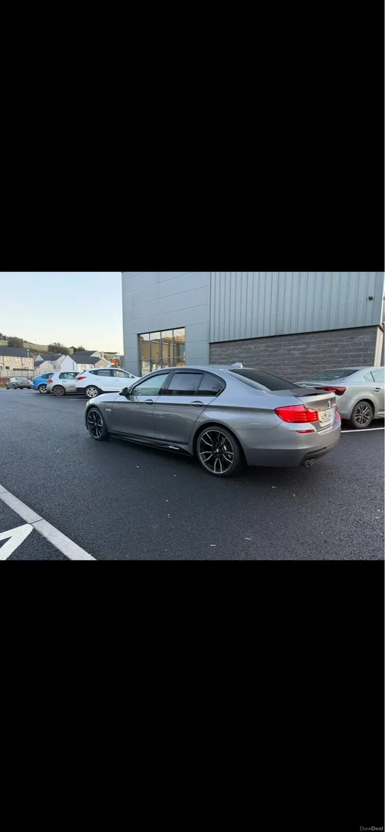 2015 520D - Image 1