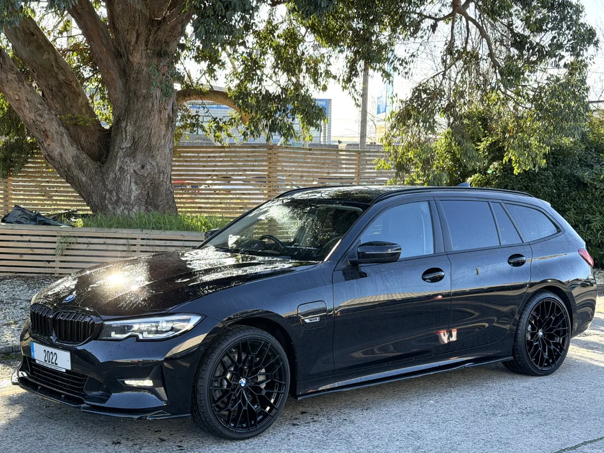 2022 BMW 3-Series..M-PERFORMANCE PACK..2 KEYS - Image 3