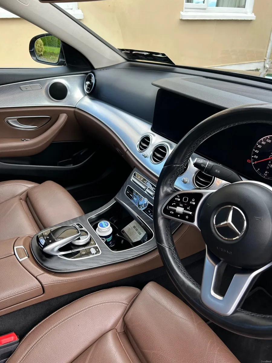 Mercedes-Benz E-Class 2019 - Image 4