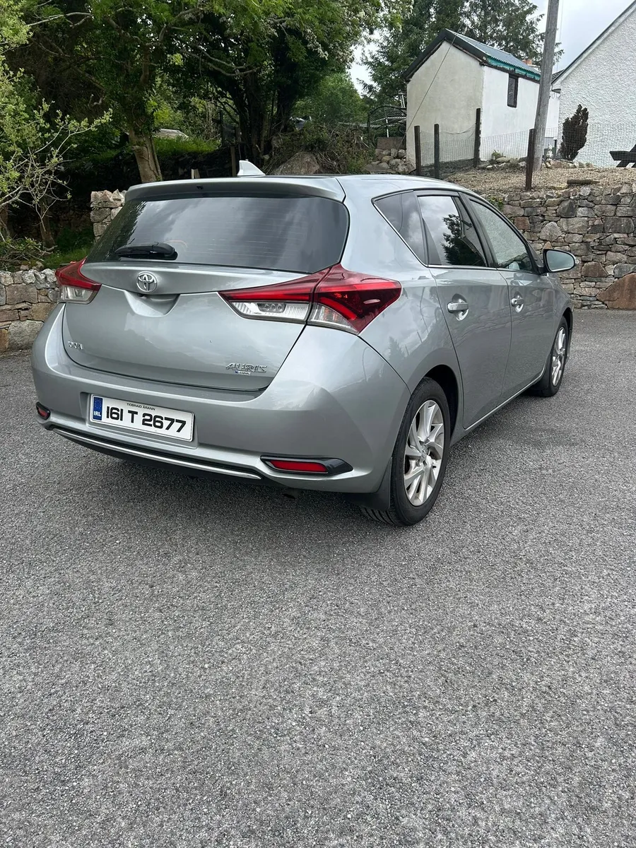 161 Toyota Auris - Image 3