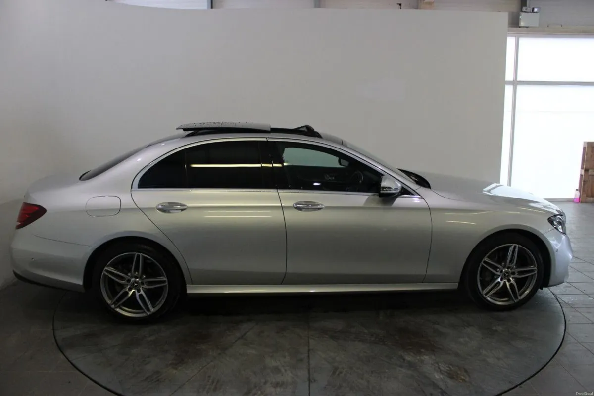 Mercedes-Benz E-Class E 220 D AMG LINE PREMIUM 4MA - Image 3