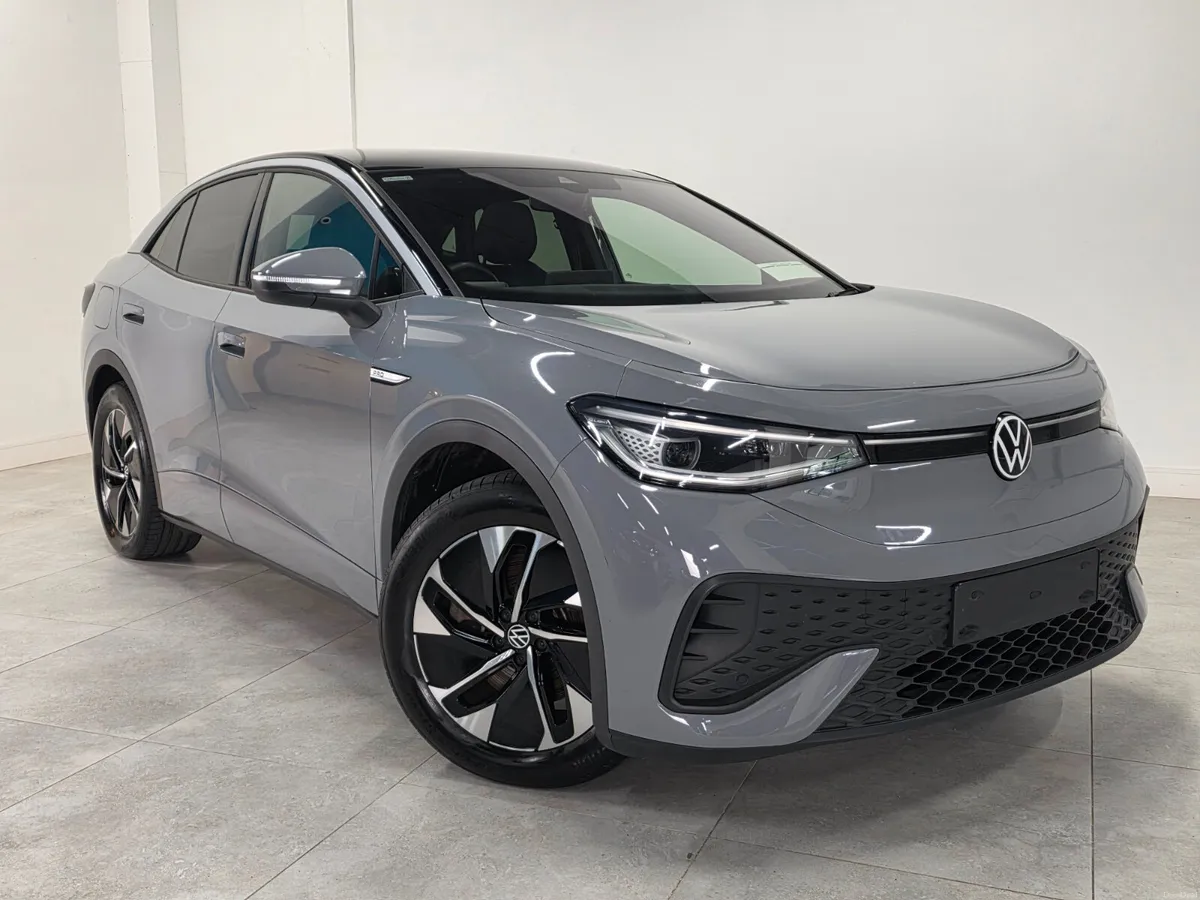 2023  ID5 77 kWh Style Pro - Pan Roof, Low Miles - Image 6