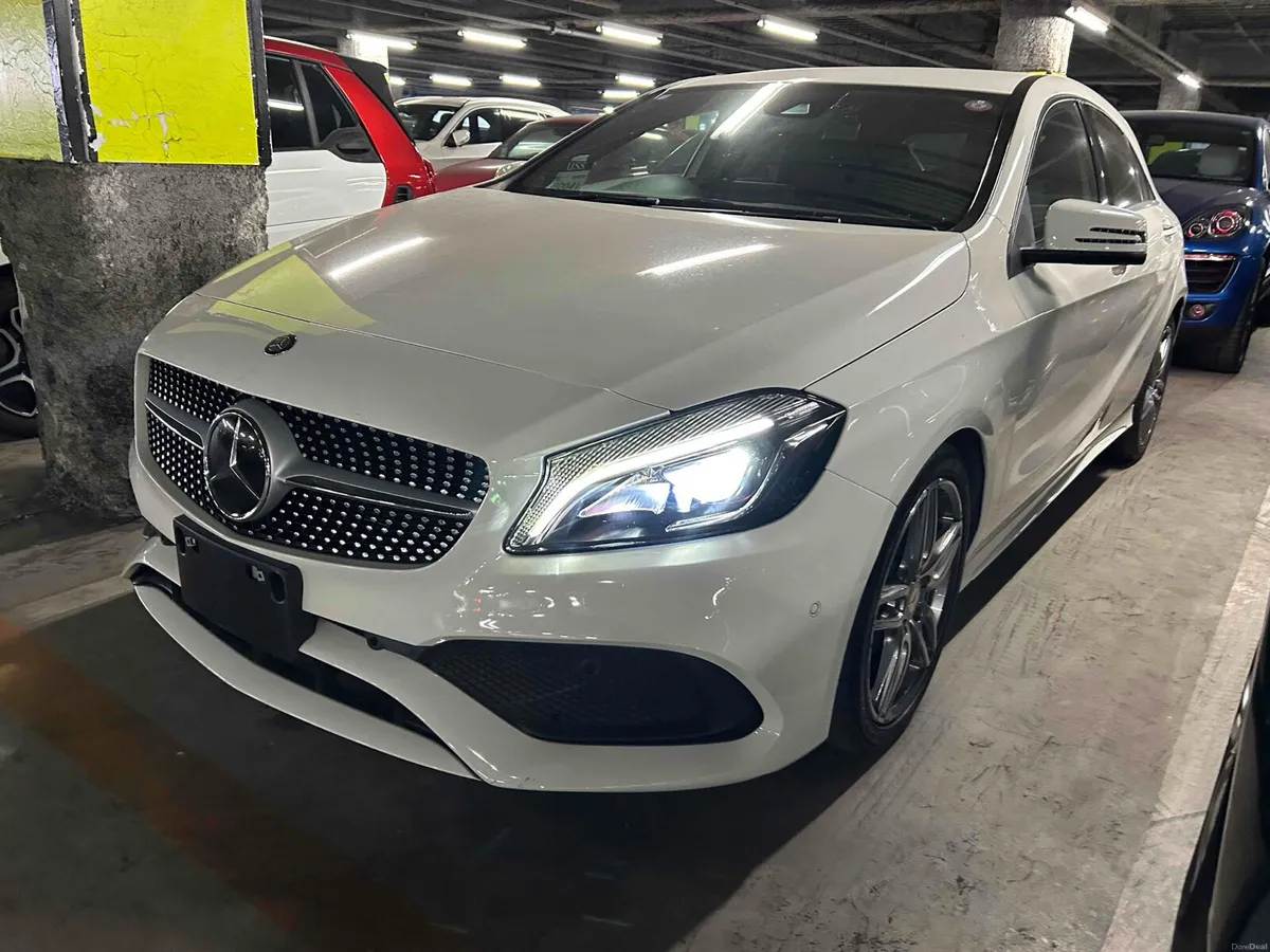 MERCEDES A180 AMG LINE AUTO 2016 - Image 3