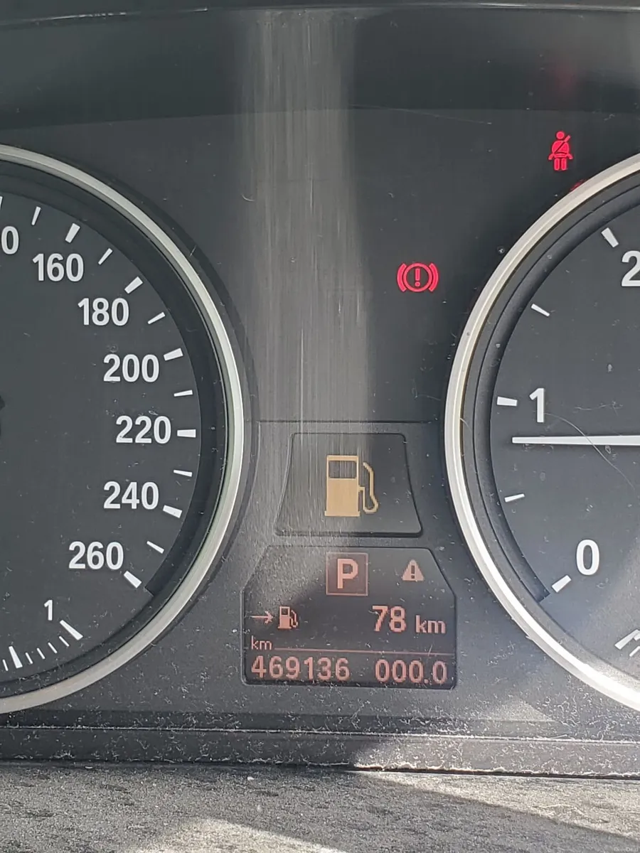 BMW 5-Series 2007 - Image 3