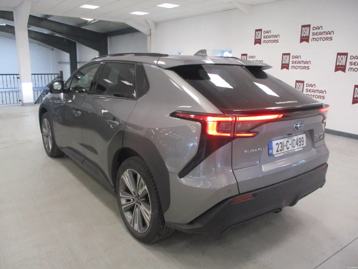 Subaru Solterra TOURING E.V AWD 2023 ONE OWNER - Image 6