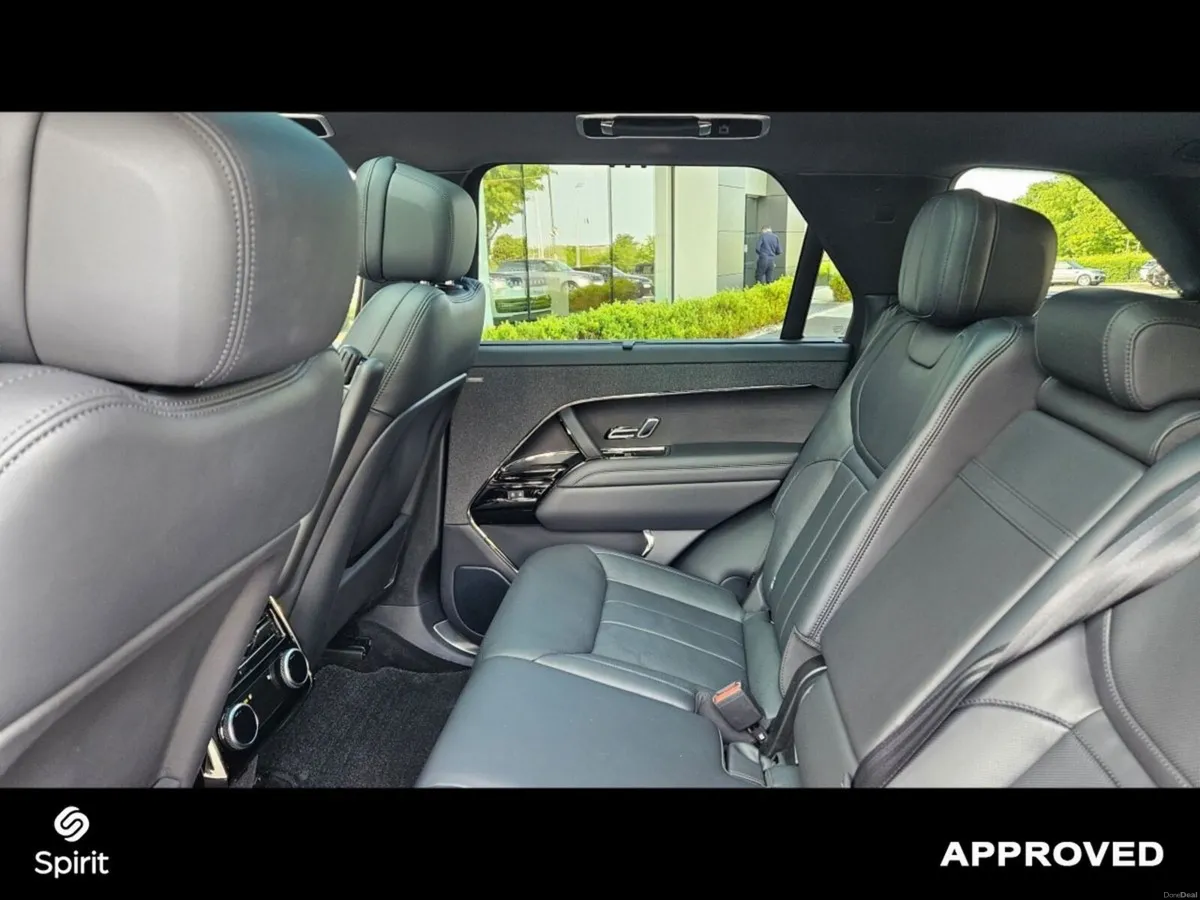Land Rover Range Rover Sport HSE 3.0 PHEV HSE Dyna - Image 5