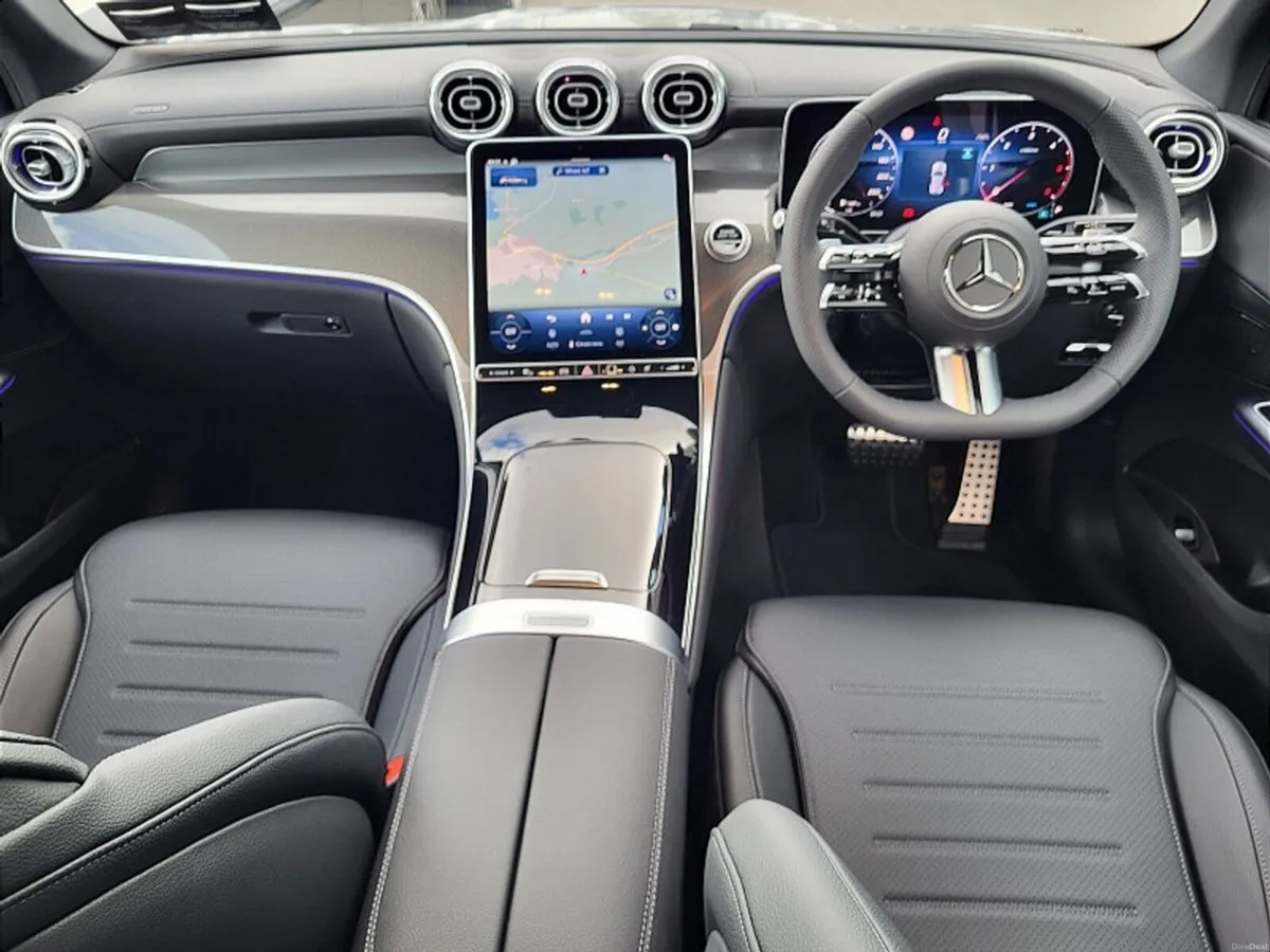 Mercedes-Benz GLC GLC220d 4MATIC AMG LINE PLUS AUT - Image 4