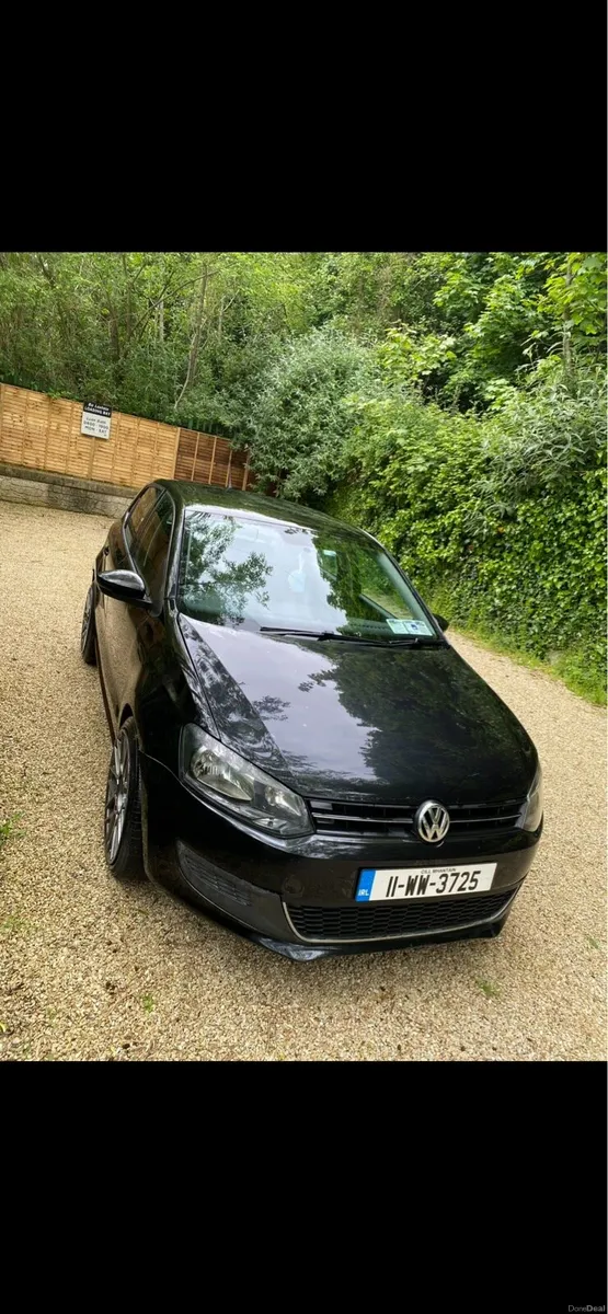 2011 Volkswagen Polo - Image 2