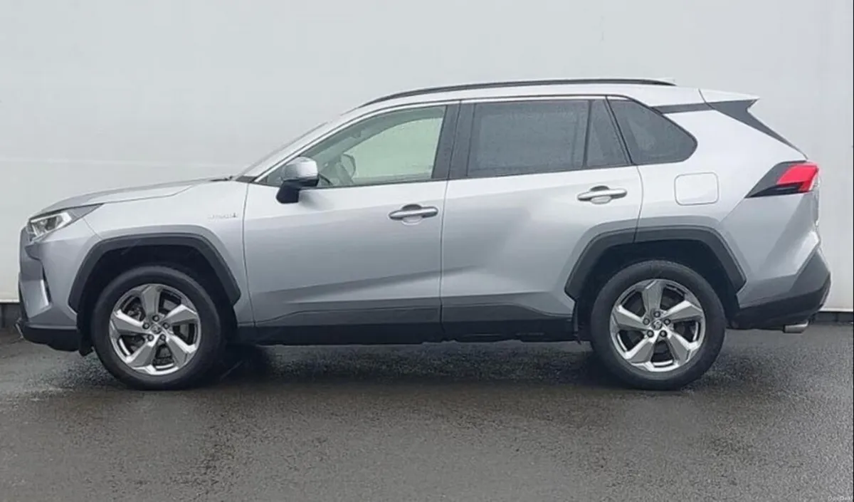 201 Toyota RAV4 2.5 Hybrid