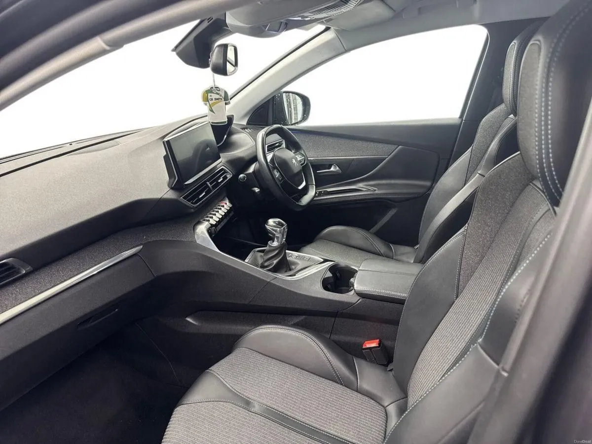 Peugeot 3008 1.5HDi ALLURE *JUST IN* €95 PER WEEK - Image 3