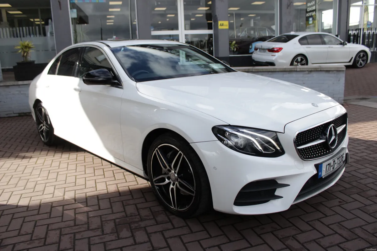 E220D AVANTGARDE AMG 4DR SALOON AUTOMATIC // STUNN - Image 2