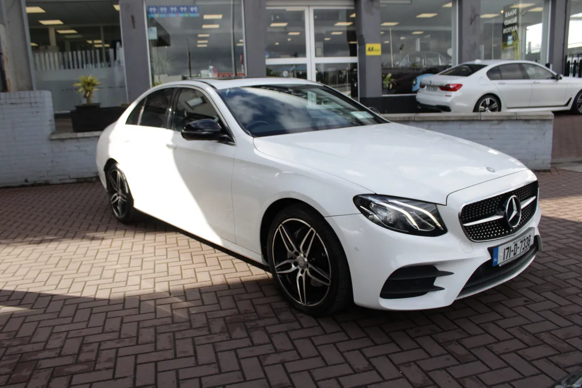 E220D AVANTGARDE AMG 4DR SALOON AUTOMATIC // STUNN - Image 1