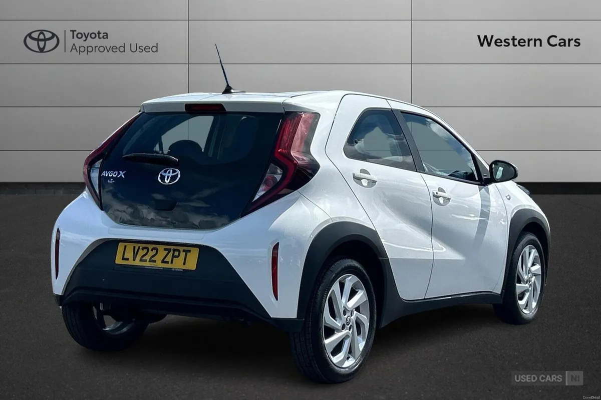 Toyota Aygo X 1.0 VVT-i Pure x-shift Euro 6 (s/s) - Image 2
