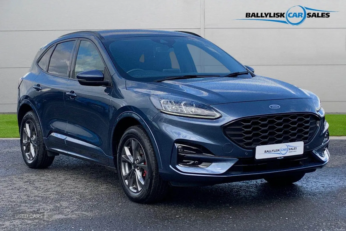 Ford Kuga 2.5 225PS 14.4kWh PHEV ST-Line in Chrome - Image 1