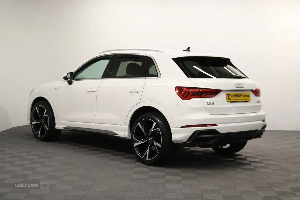 Audi Q3 TDI S line - Image 4