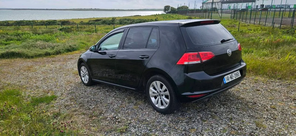 2014 Volkswagen Golf - Image 1