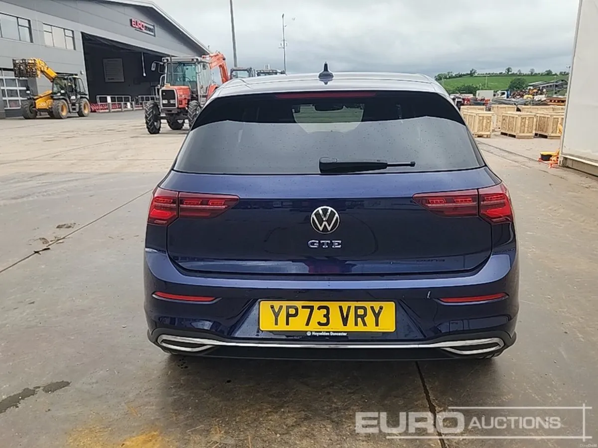 Volkswagen Golf 2023 - Image 3