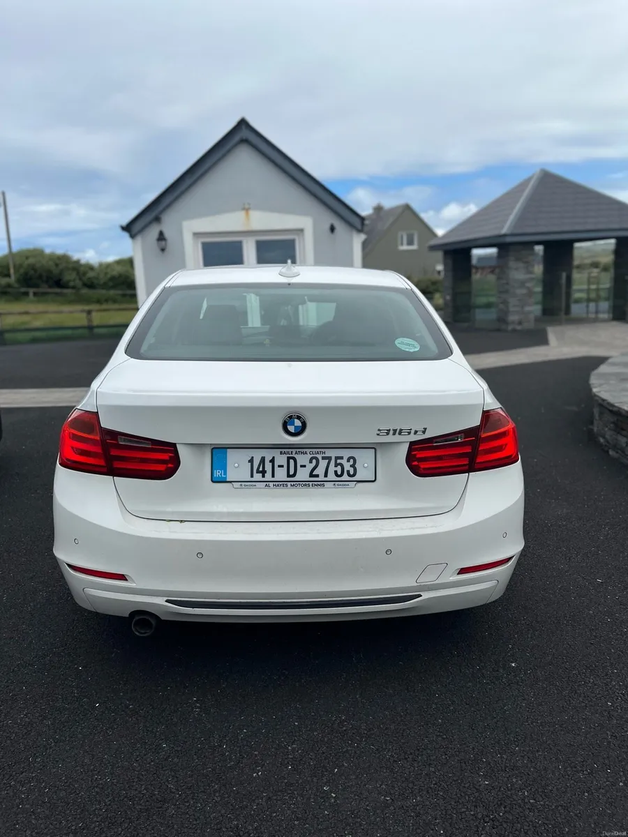 BMW 3-Series 2014 316D Sport - Image 4