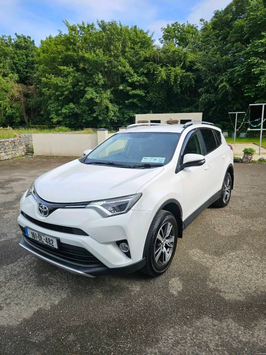 Toyota Rav4 2.0 D-4D - Image 1