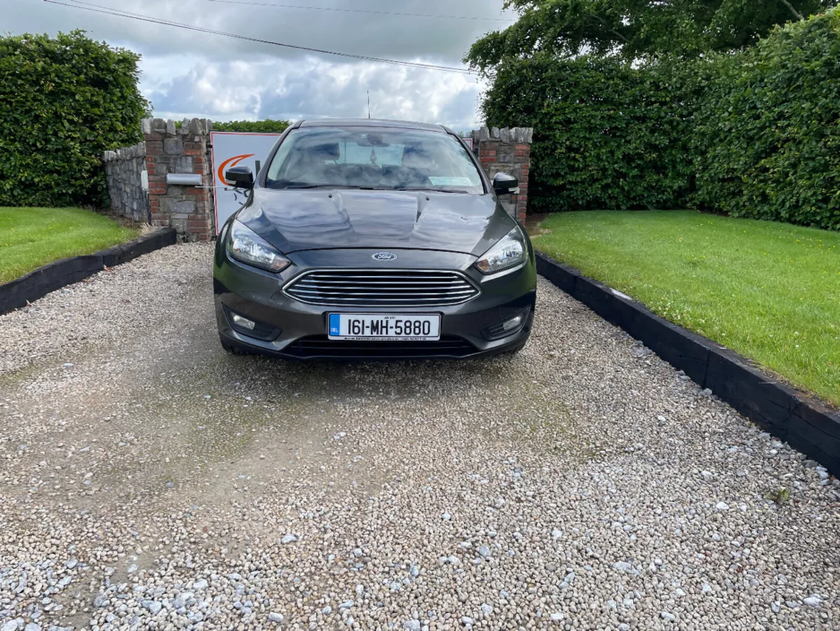 Ford Focus 1.5 TDCI ZETEC 95PS 5DR - Image 2