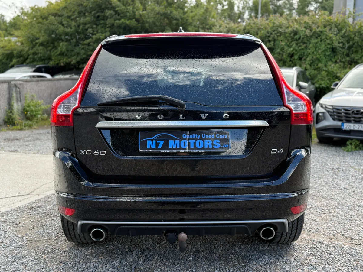 2016 Volvo XC60  2.0 R-DESIGN NAV - Image 4