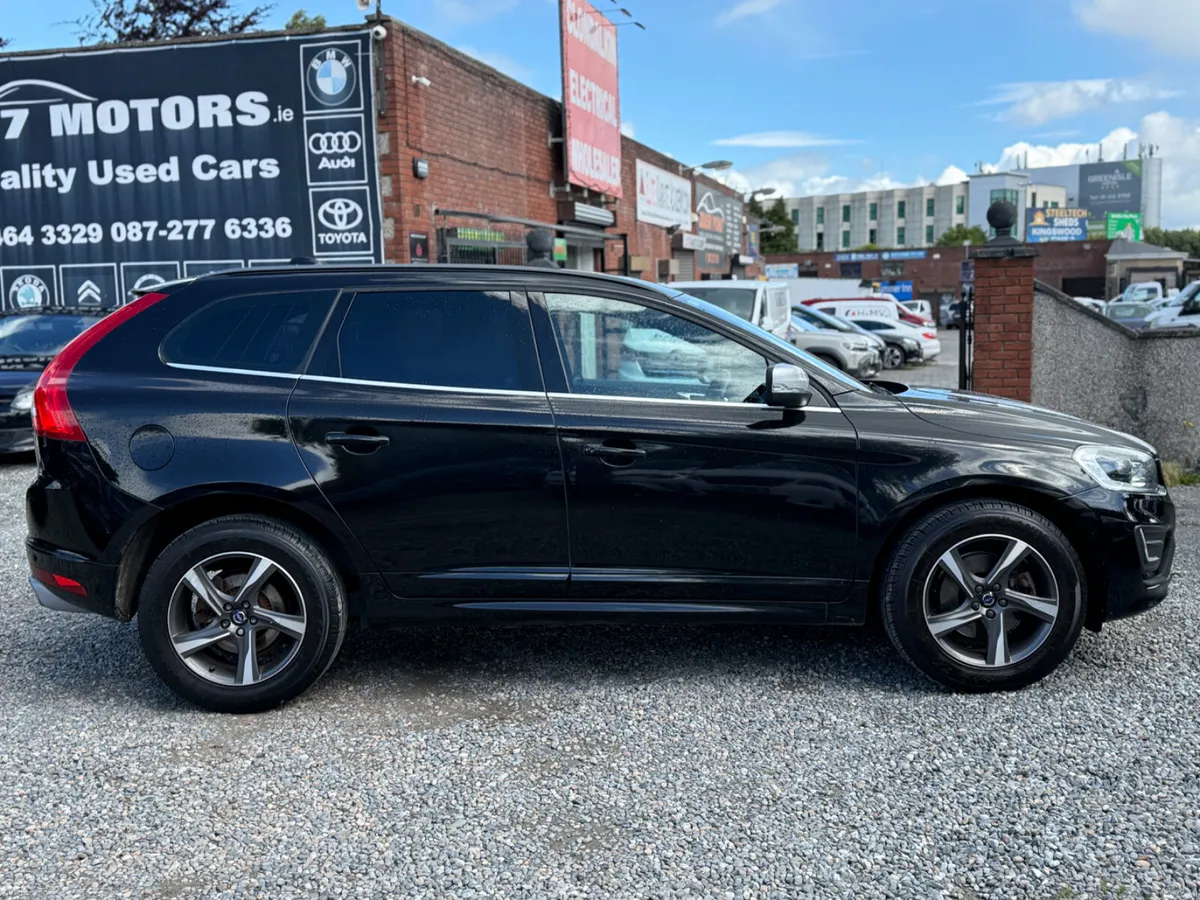 2016 Volvo XC60  2.0 R-DESIGN NAV - Image 2