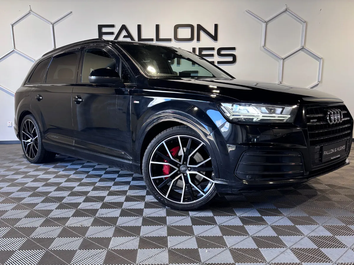 2019 Audi Q7 3.0 TDI 45 S LINE QUATTRO // 7 SEATER - Image 1