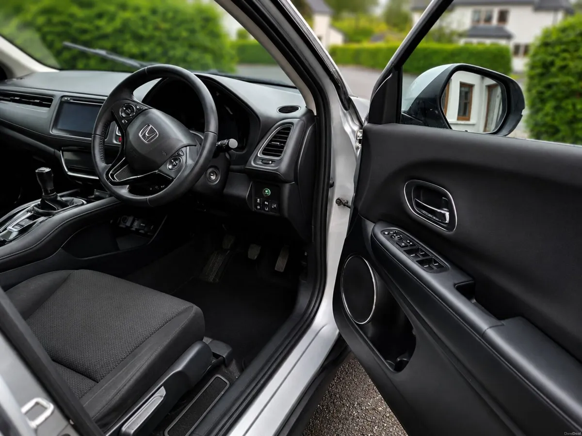 Honda HR-V 2016 - Good Condition - Image 4