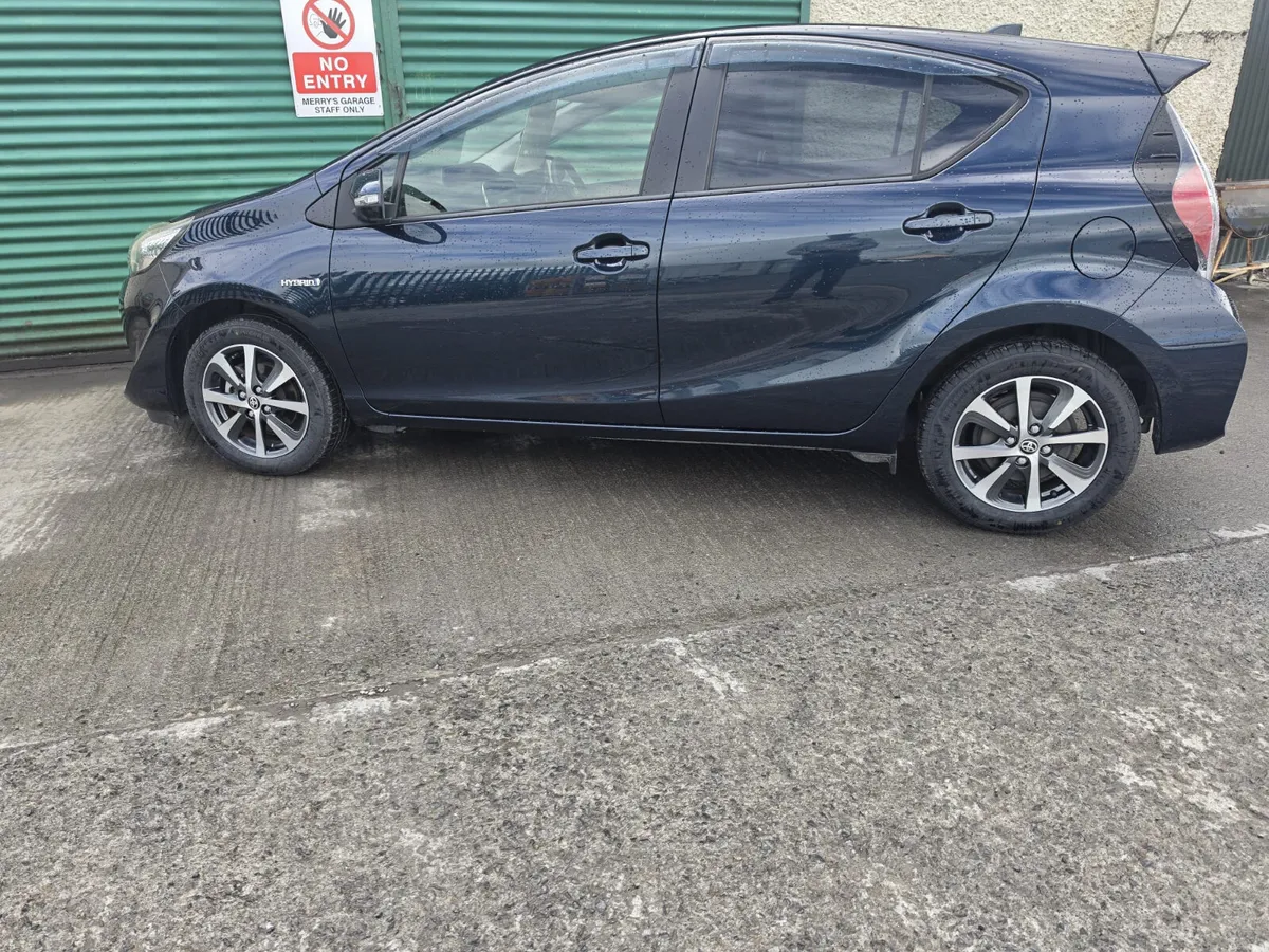 ~Toyota Aqua -2018~ ( Automatic) - Image 4