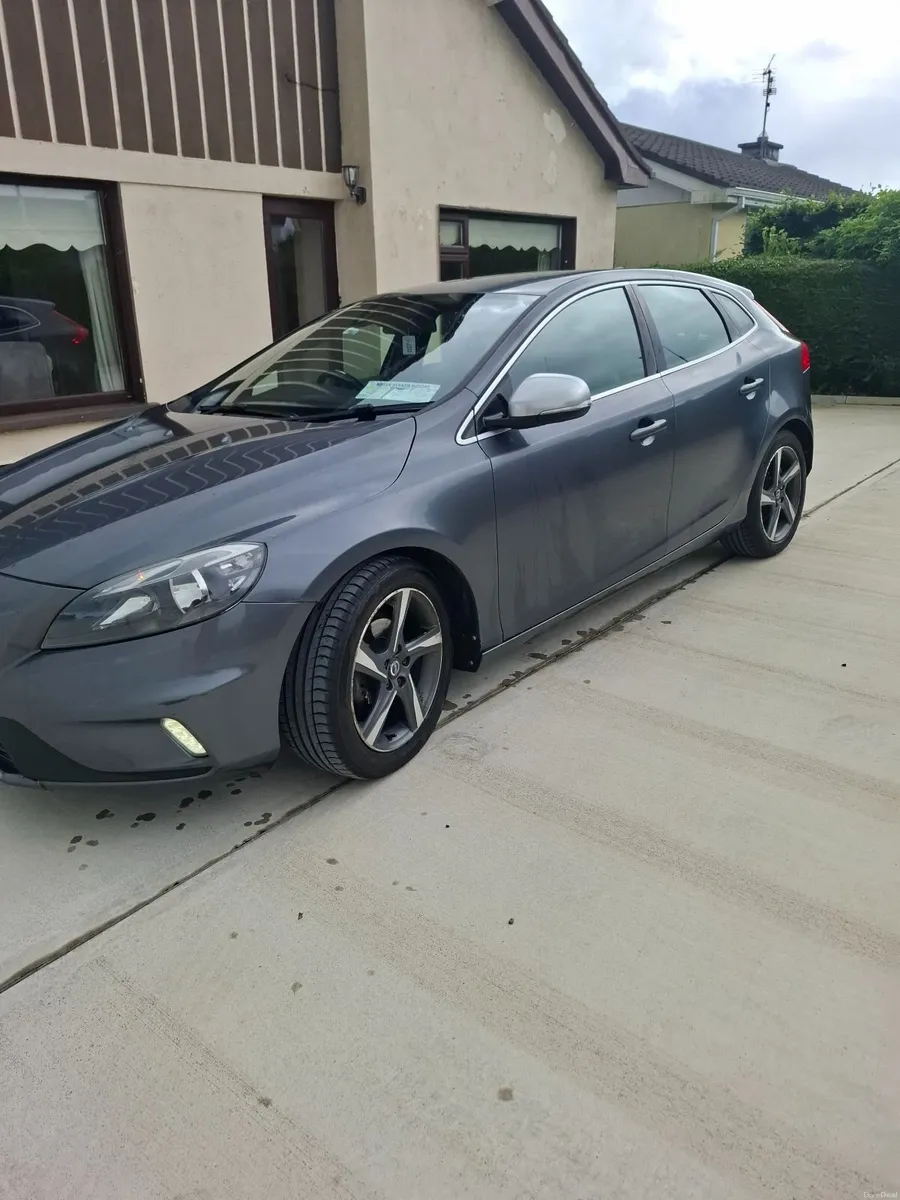Volvo V40 2013 - Image 5