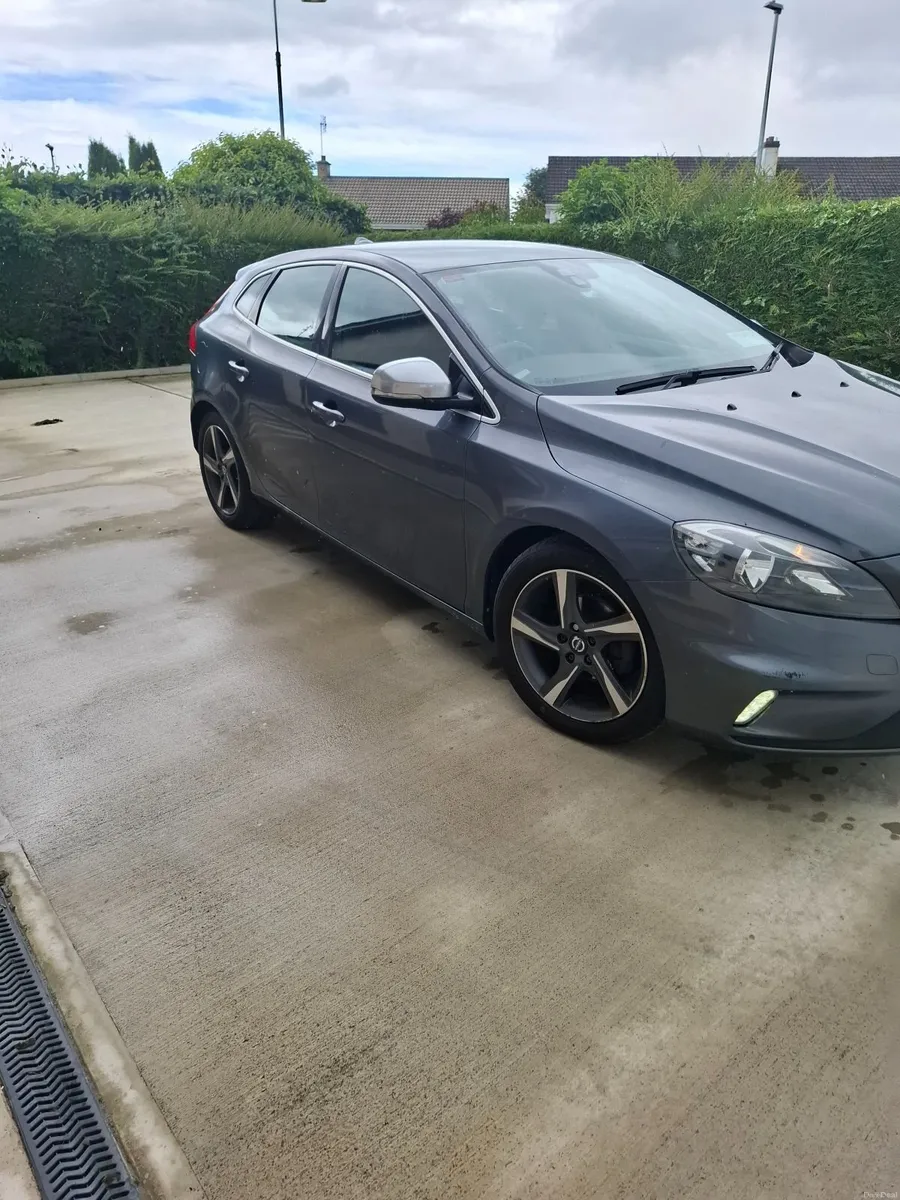 Volvo V40 2013 - Image 6