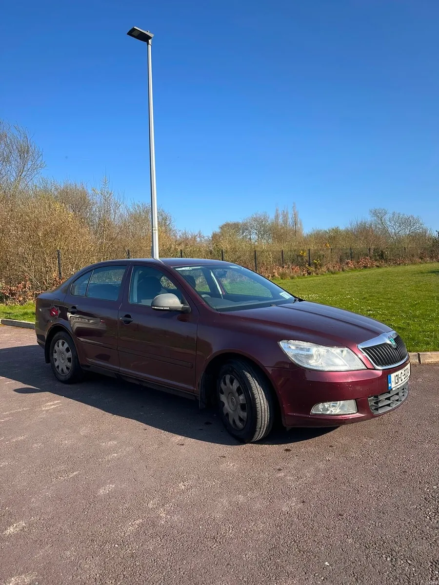 Skoda Octavia 2013 - Image 2